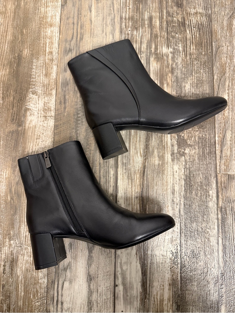 Naturalizer Black Leather Ankle Boots with Block Heel Size 7.5 - Picture 13 of 16